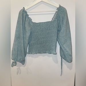 Princess Polly Women's Size 4 Eirian Smocked Crop Top Puff Sleeve Blue